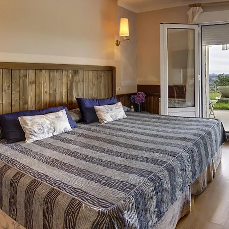 Hotel Mirador Del Sella 3*